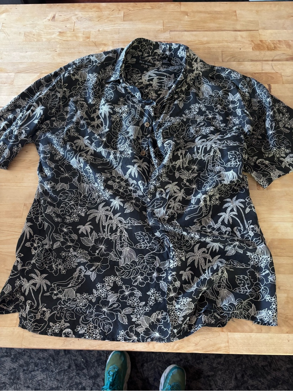Vintage Silk Icon 100% Silk Hawaiian Shirt